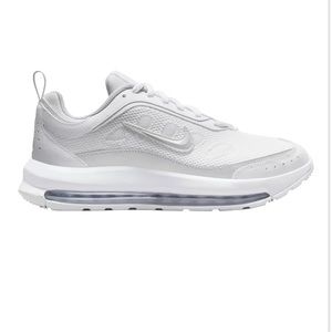 Women’s Nike Air Max AP brand new size 8